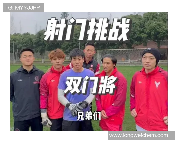 激烈对抗无防守之战双方射门次数高达35次门将如同背景板